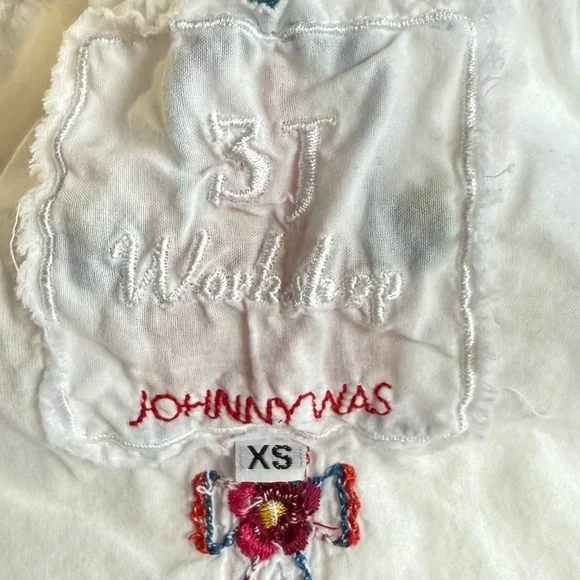Johnny Was 3J Workshop White Embroidered  Blouse‎ Sz XS - Picture 8 of 11